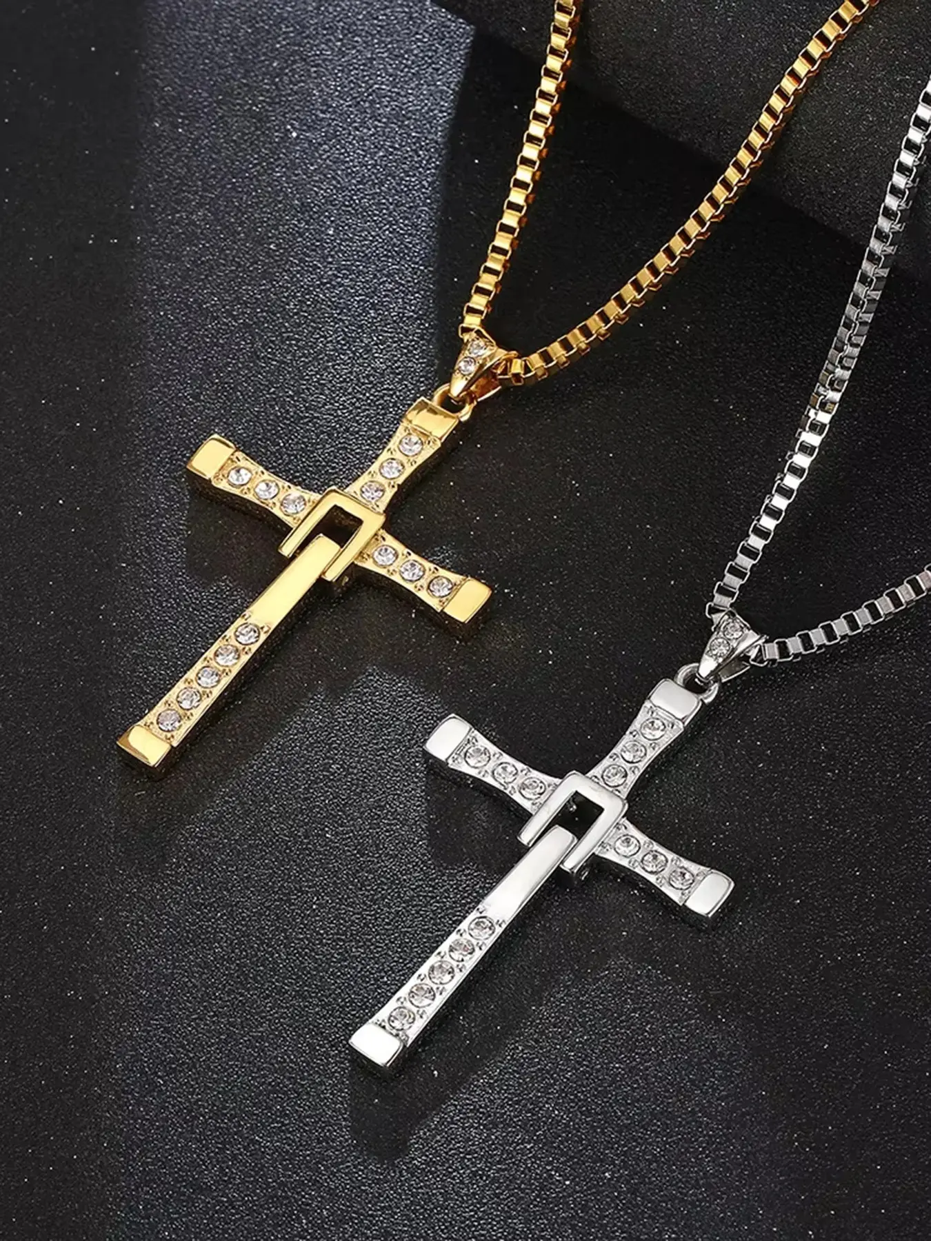 Dominic Toretto 'Fast & Furious' Star Vin Diesel Style Crystal Jesus Men's Fashion Cross Design Pendant Necklace Gift Jewelry
