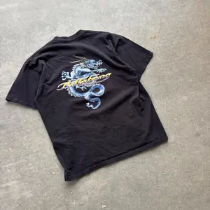 Vintage 90s Y2K Billabong Dragon Surfing T-Shirt