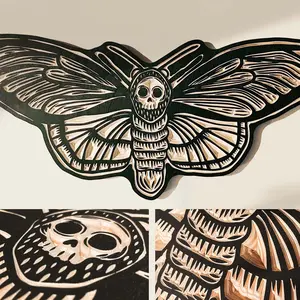 Wood Skull Moth Wall Hanging Decor, Gothic Death Head Hawk Moth Wall Art, Witchy Room Decor, Celestial Wooden Hanging Ornament For Home Living Room Bedroom, Non-Engraving