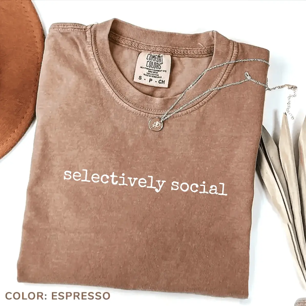 Selectively Social T-Shirt – Funny Introvert Graphic Tee Sarcastic Quote Shirt Trendy Internet Humor Te All-Season Cotton T-Shirt