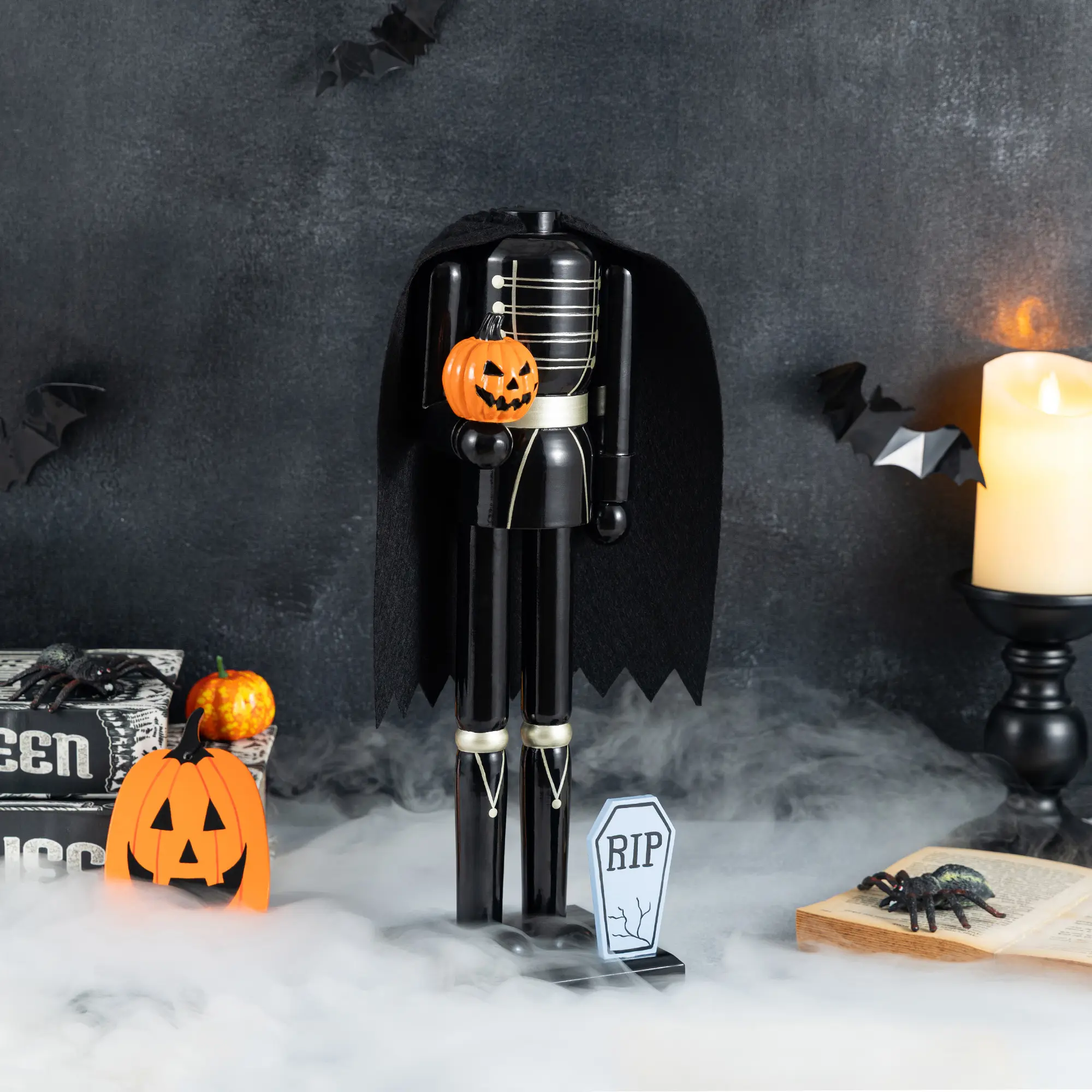 Glitzhome 14.5"H Spooky Standing Wooden Headless Horseman Nutcracker Decor Set, Halloween Festive Home Decoration