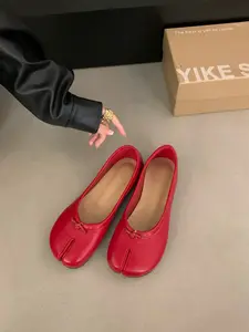 TikTok Viral Women’s Genuine Leather Tabis – Ultra-Soft Slip-On Flats with Split Toe