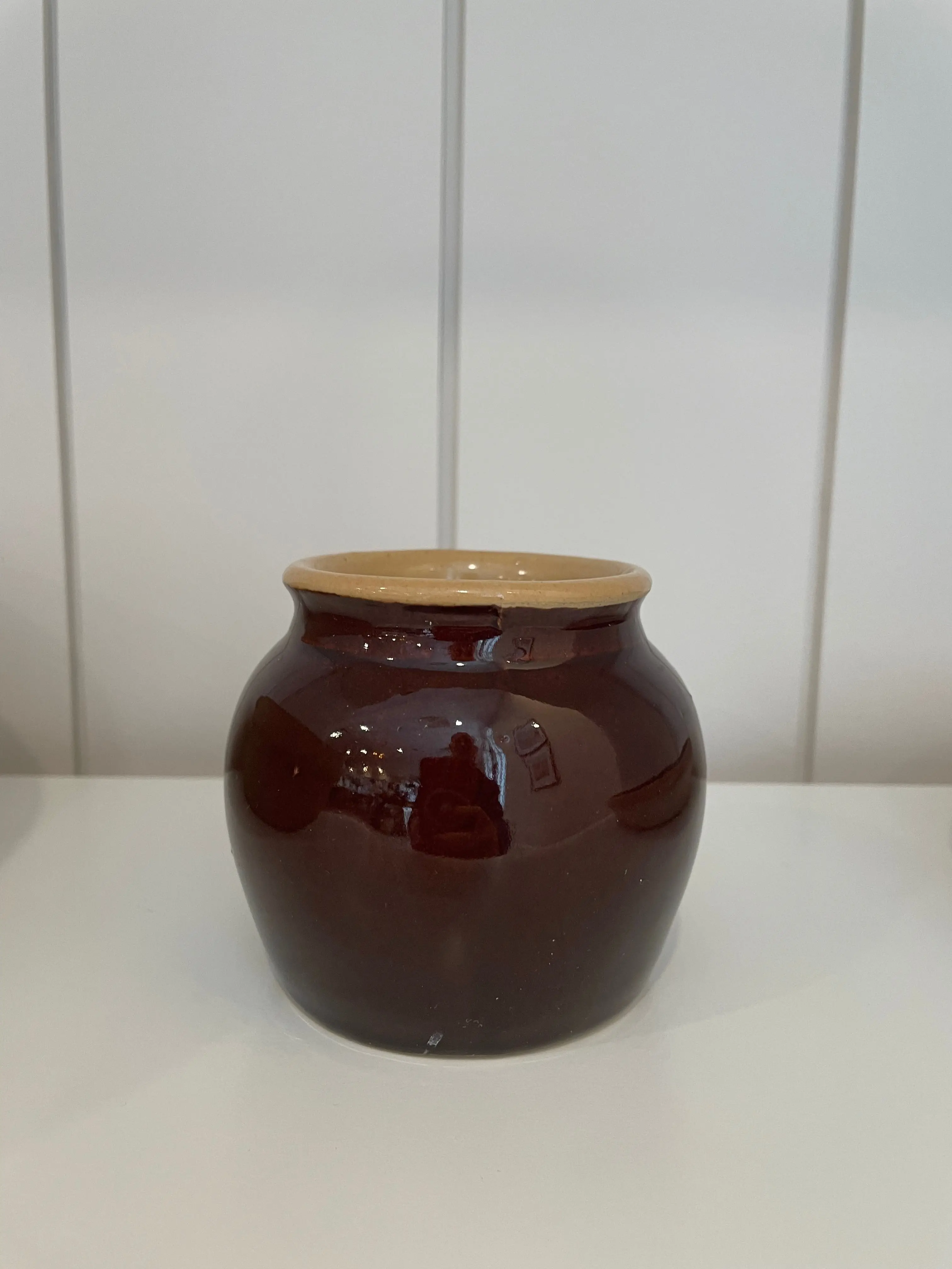 Small Vintage Ceramic Bean Pot