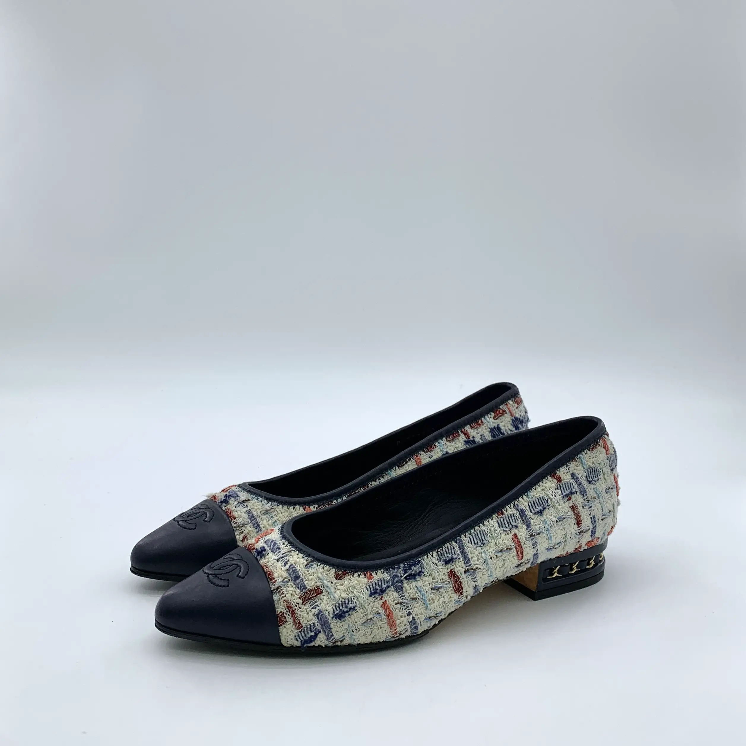 RDLT-Chanel Size 37 Colorblock Pointed Toe CC Leather Tweed Flats-X36144