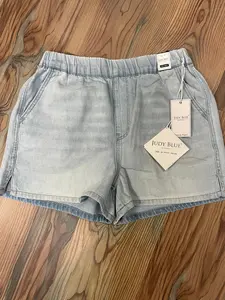Judy Blue Light Wash Pull On Short