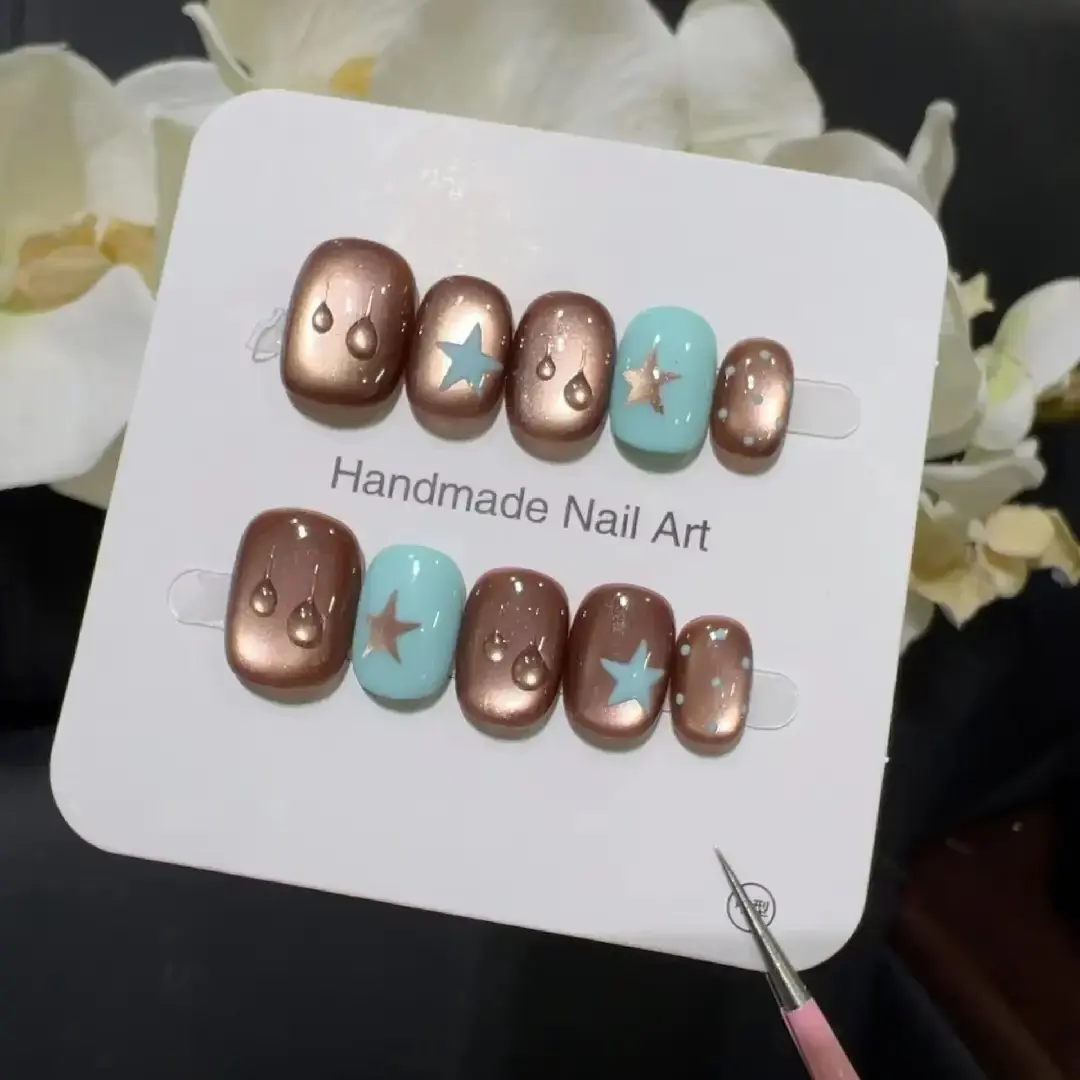 10pcs high-end Small brown water droplets handmade French Tip Nails, Short dark-colored nail art handmade fake nails, Glossy fake nails, Decorative Nails, Nail Art DIY