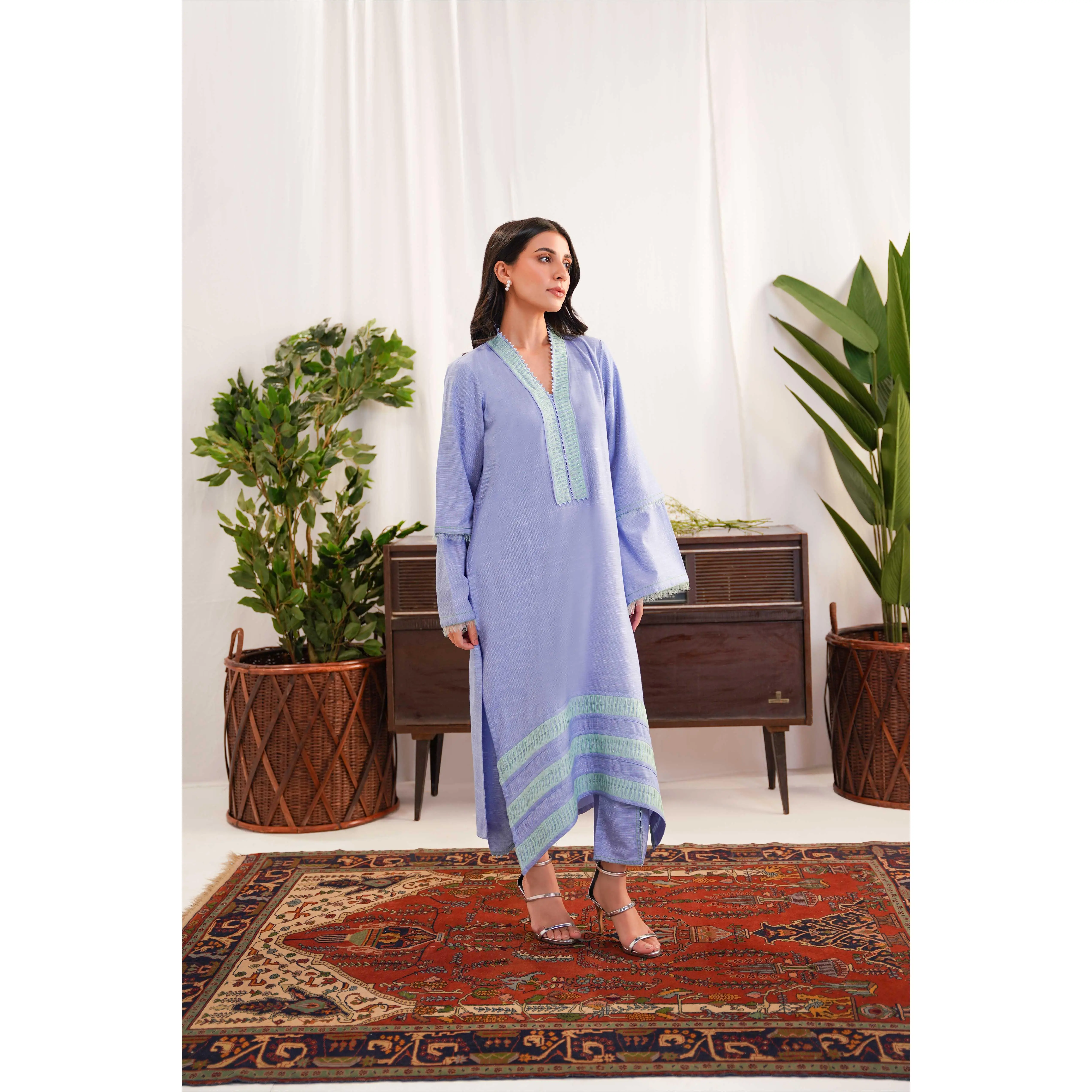 Iris Set Womenswear Pakistani Kurta Kurti Shalwar Kameez
