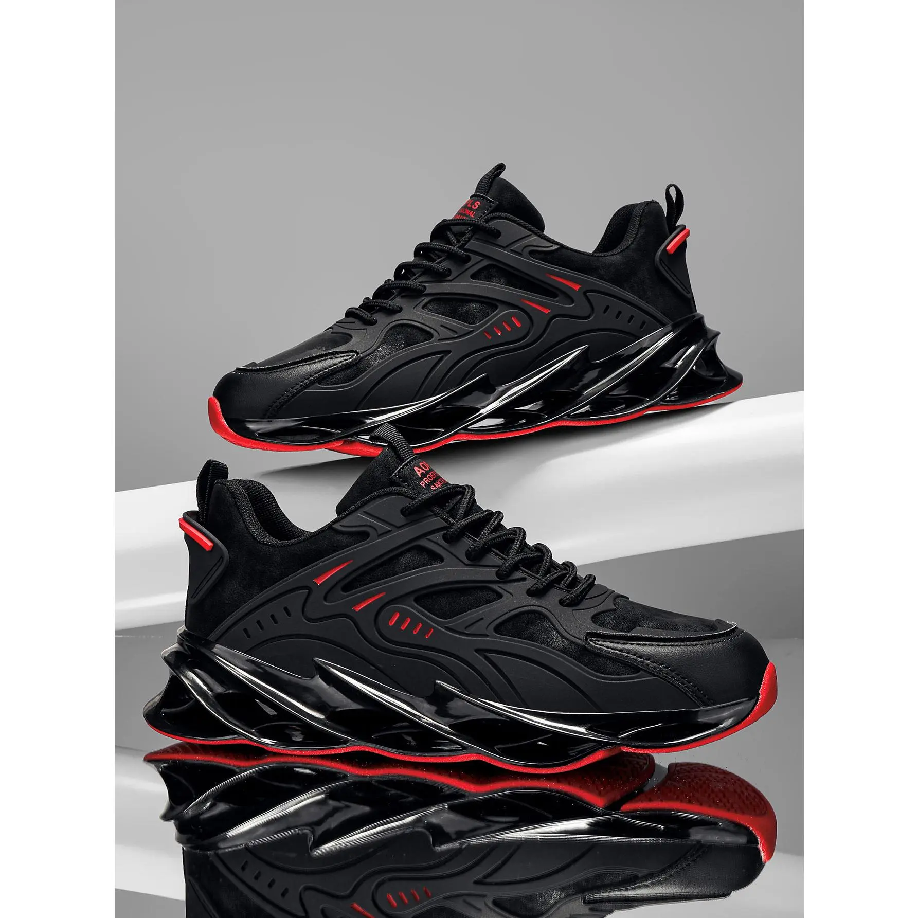 Men's classic and simple style sports shoes with cushioned sole for increased comfort, suitable for daily wear. Outdoor travel and casual running shoes for fashion and comfort.