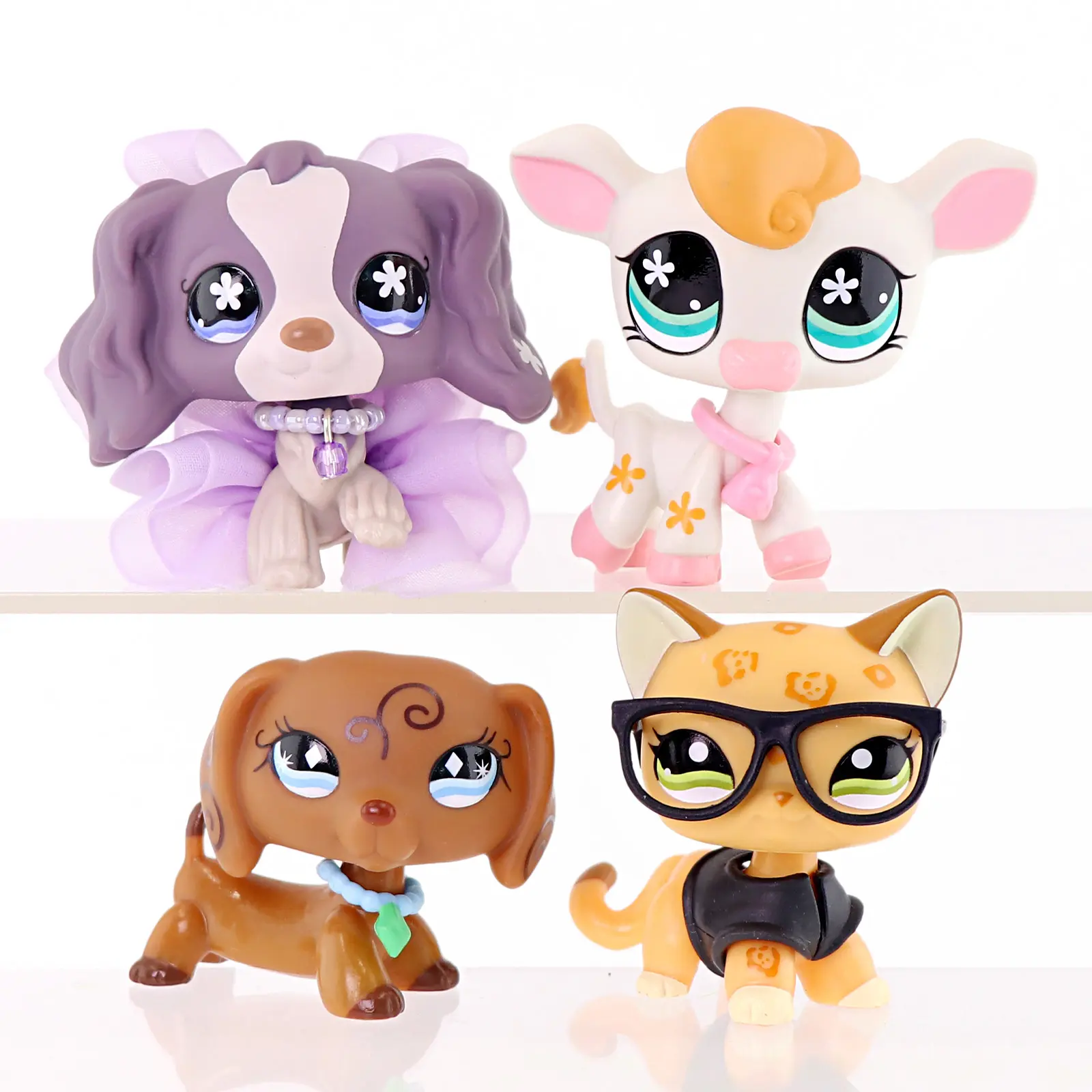 4 Pcs Mini Pet Figurines Set, Spaniel Dog, Cow, Dachshund Puppy & Spotted Cat Figures with Tulle Tutu, Bead Necklace, Bow, Glasses & Vest Accessories, Hand-Painted Collectible Animal Statues, Mini Doll Gift for Kids Girls Birthday Party Favor