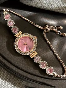 Lazy free pull-out women's bracelet, women's watch, fashionable color inlaid with diamonds, fashionable temperament quartz watch