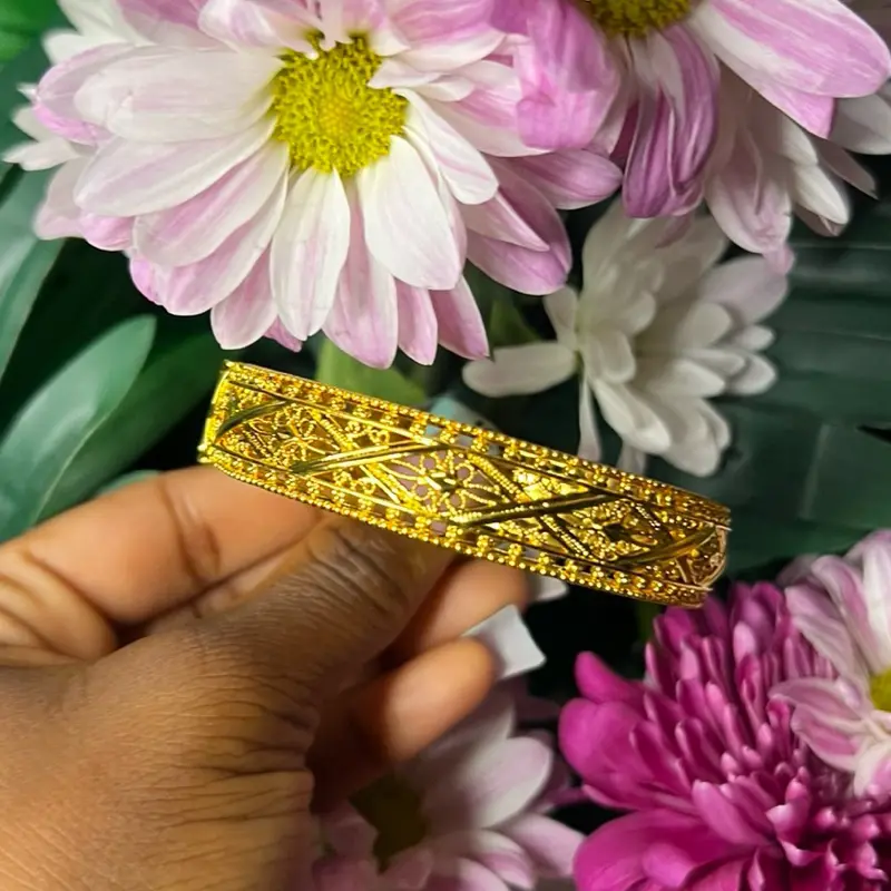 eye bangle eye bangle