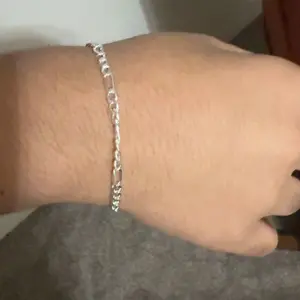 Elegant 925 Sterling Silvery 4mm Triple Figaro Cuban Link Chain Necklace - Hypoallergenic, Tarnish-Resistant, Ideal For Parties & Gifts, Versatile Accessory|Stylish Cuban Link|Durable Chain Design