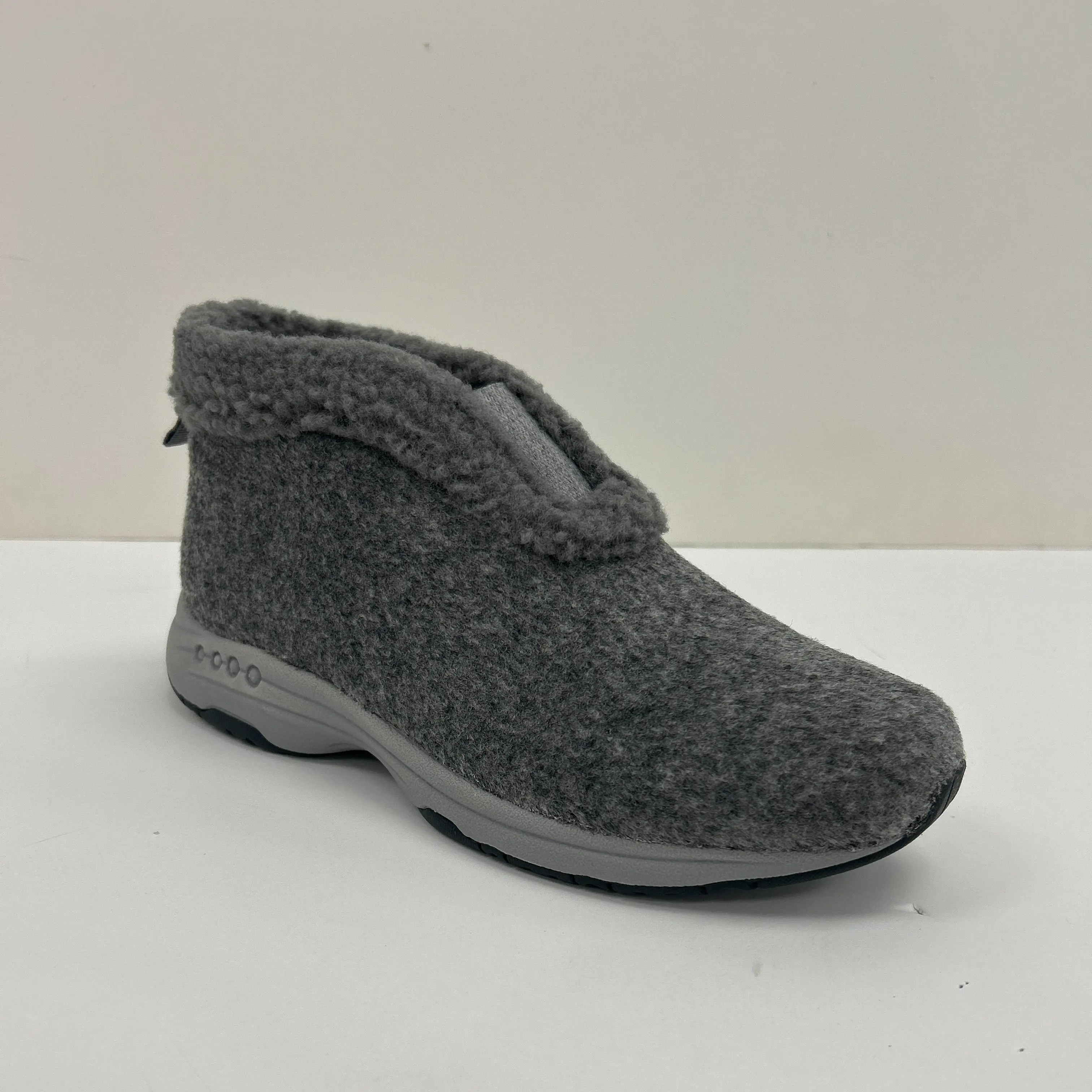 Women's Easy Spirit Treepose 2 Cozy Slip-On Fur Slipper Bootie - Flexible, Stretch Elastic Design, Comfortable Footwear for Indoor or Outdoor Use, Outdoors Shoes, Effortless Wear