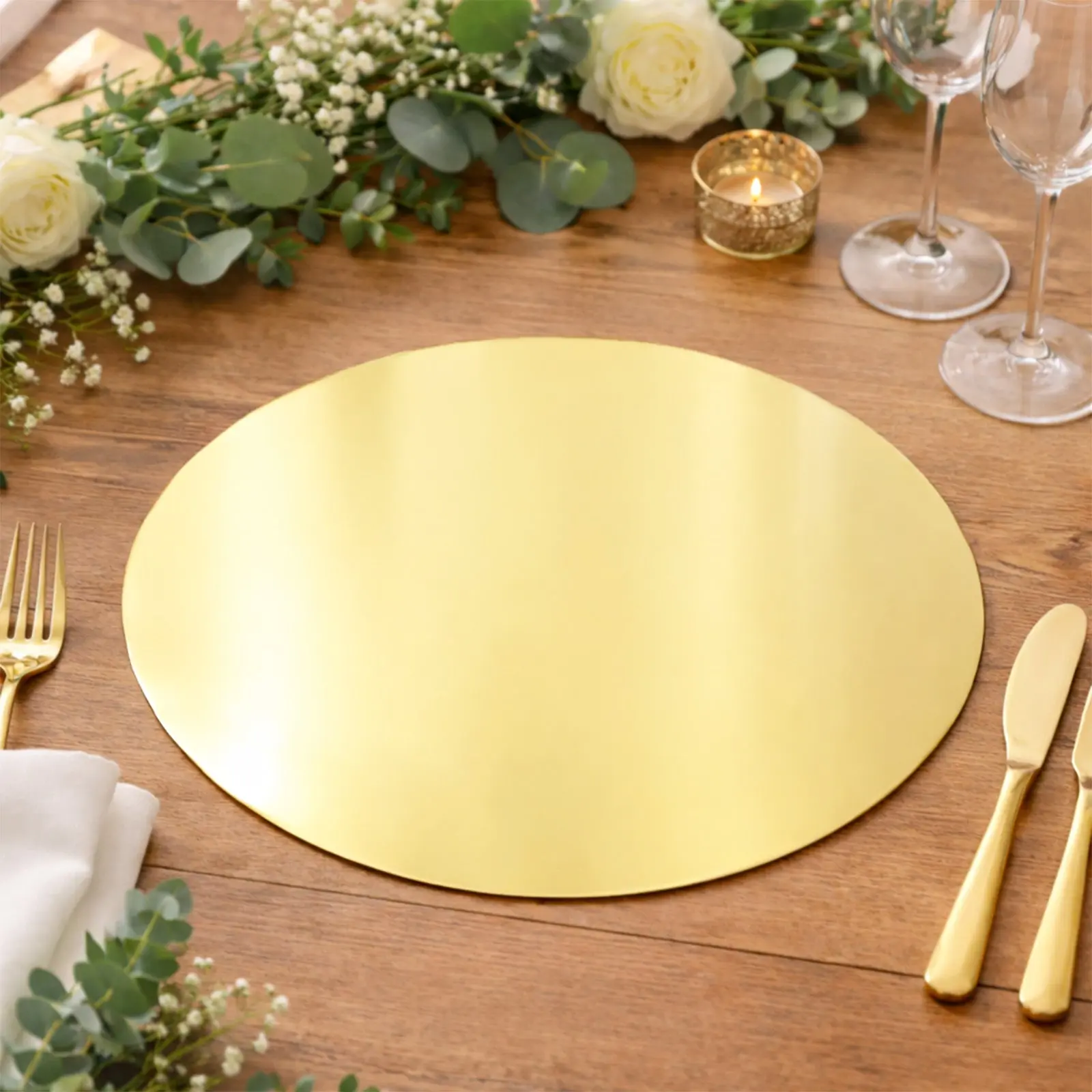 50-Mat Pack Round Disposable Dining Table Mats - 13" Gold 128 GSM Cardboard Charger Plates for Catering, Banquets, BBQs, Party Use