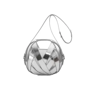 LE PETIT PANIER