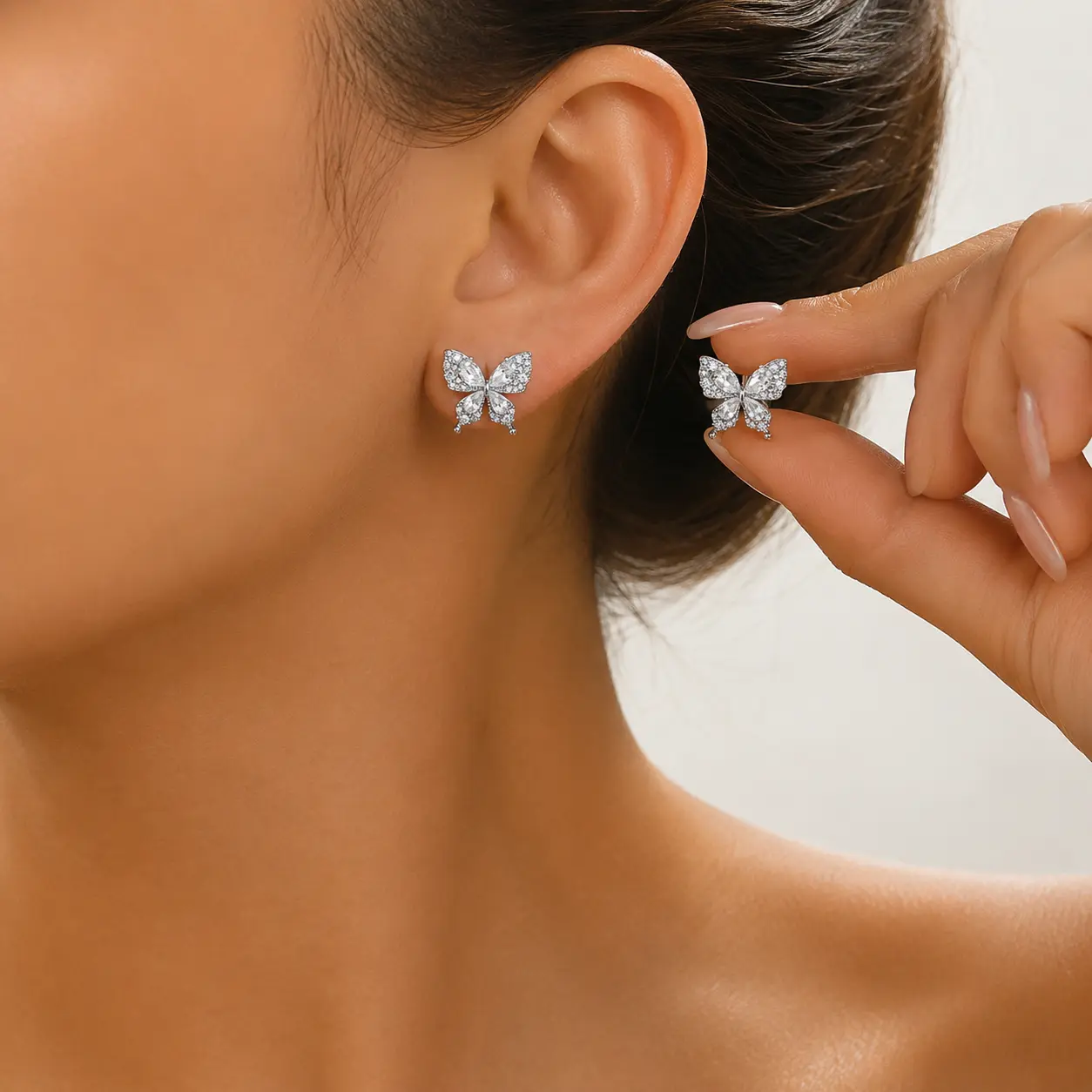 Butterfly Earrings for Women, Silver Butterfly Earrings with Sparkling Cubic Zirconia Crystal, Dainty Butterfly Earring Studs, Hypoallergenic Small Stud Earrings for Women Gift
