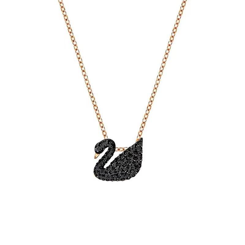 Elegant Swan Necklace with Sparkling Beating Heart Crystal, Luxury Fashion Clavicle Necklace for Women