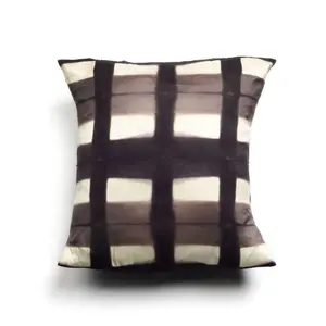Melo Black Handcrafted Shibori Print Mulberry Silk Pillow