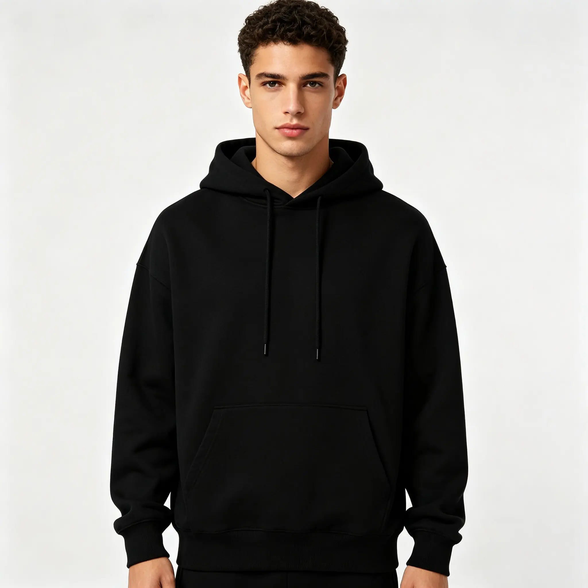 Personalized hooded sweatshirt, a must-have in your wardrobe, available for immediate delivery.