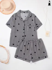 Women's Plus Size Sleepwear Set, Short Sleeve Top and Shorts, Striped Heart Pattern, Polyester Fabric, Loose Fit, Relaxed Lounge Set, Comfortable Home Wear Loungewear Pajama Set Pjs
