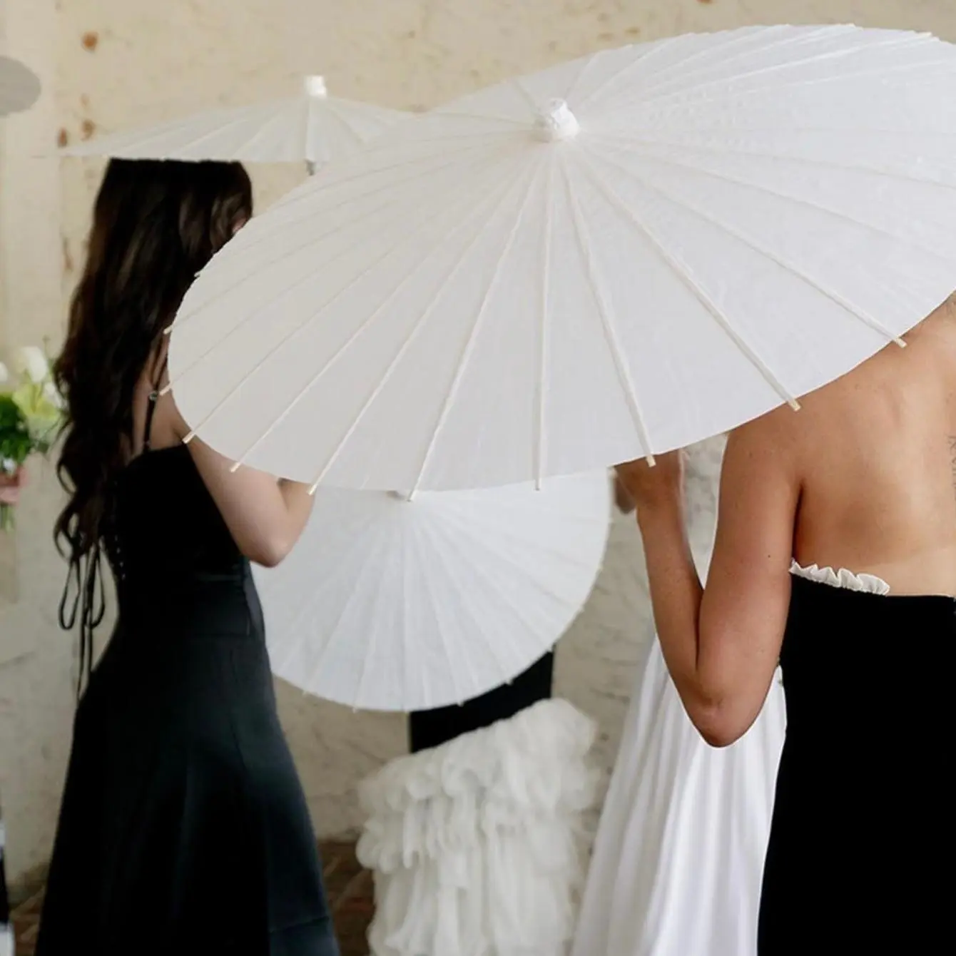 Elegant Lightweight Paper Japanese Umbrella/fan, Wedding Bridesmaid Gift, Handheld Fan, Bridal Shower Photo Prop, Traditional Asian Style, Party Decor