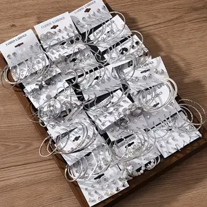 24pcs/48pcs Pieces Women's Vintage Hoop Earrings with Imitation Imitation Pearl, Heart/Butterfly/Star/Moon Charms - Minimalist Everyday & Suitable for Parties, Vacations, Dates, Gifts