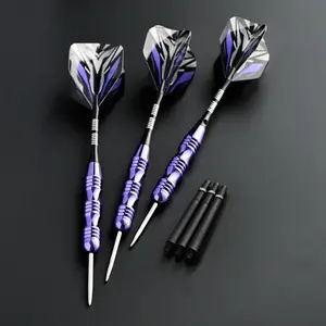 Professional high-quality hard dart set with exquisite patterns and stable flight wings, consisting of 3 pieces. Easy-to-control trick throws and 3-dart games, meeting the needs of professional players and enthusiasts Steel Tip Darts
