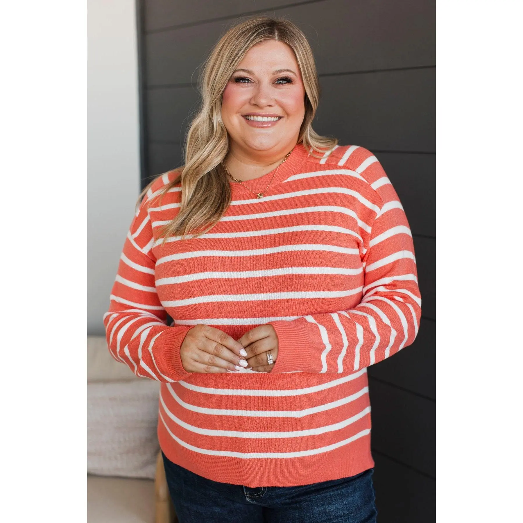 Women's Casual Lightweight Knit Striped Tops - Coral Knitting Sweater, Fabric, Fit, Print, Ribbed, Round Neck, Sleeves