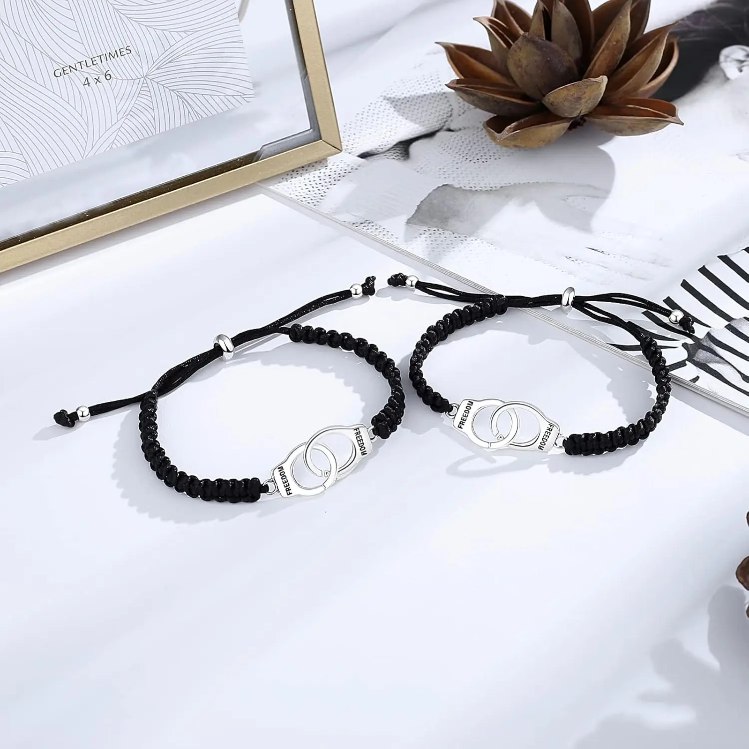 Friendship Bracelets for Women, Partners in Crime Handcuff Matching Bracelets, Funny Best Friend Birthday Gifts for Women Unique BFF Bracelets for 2/3/4