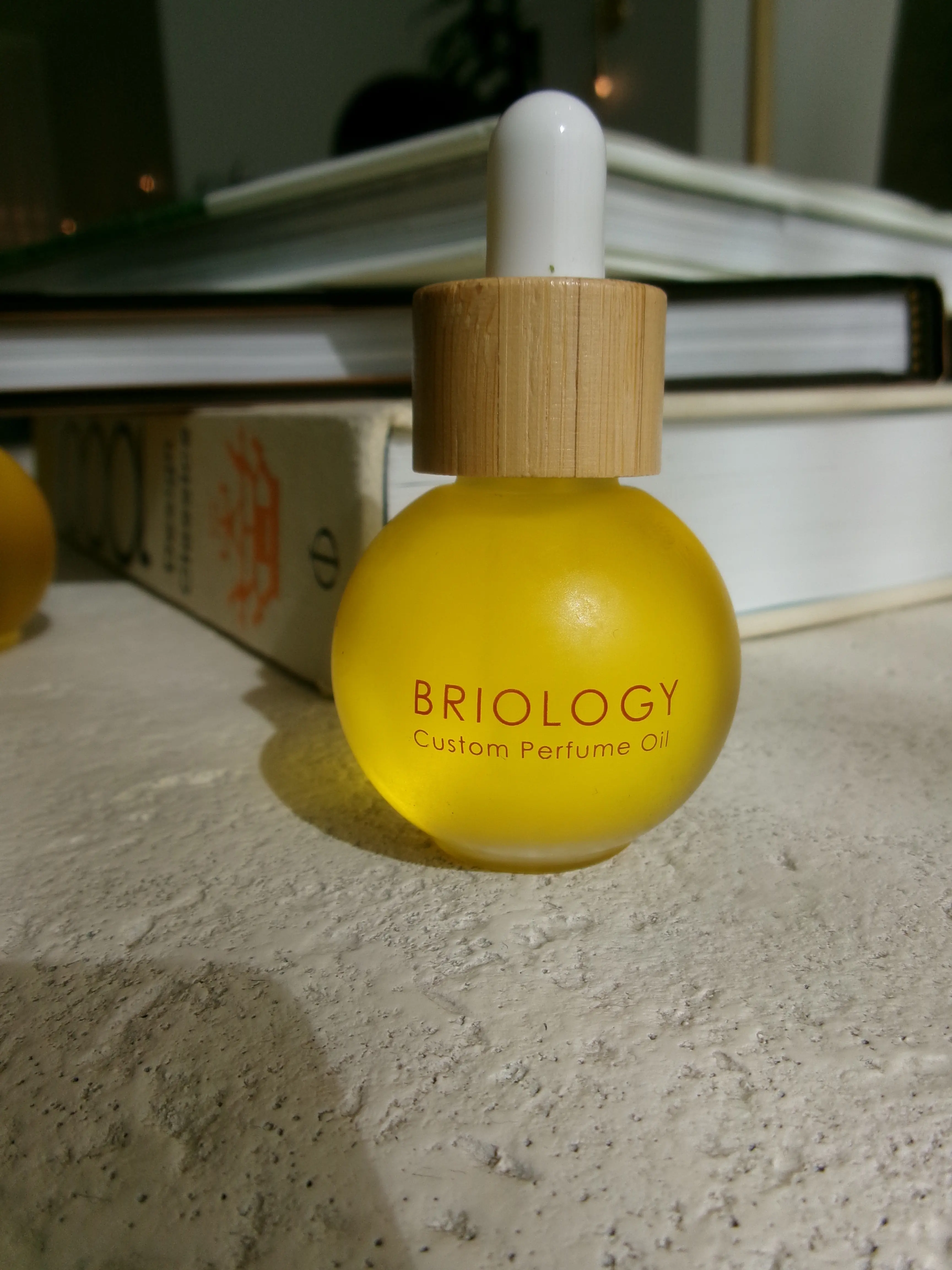Cashmere Briology Long-Lasting Perfume Oil - 20 ml Jojoba Oil Blend for Women (Beauty & Personal Care)