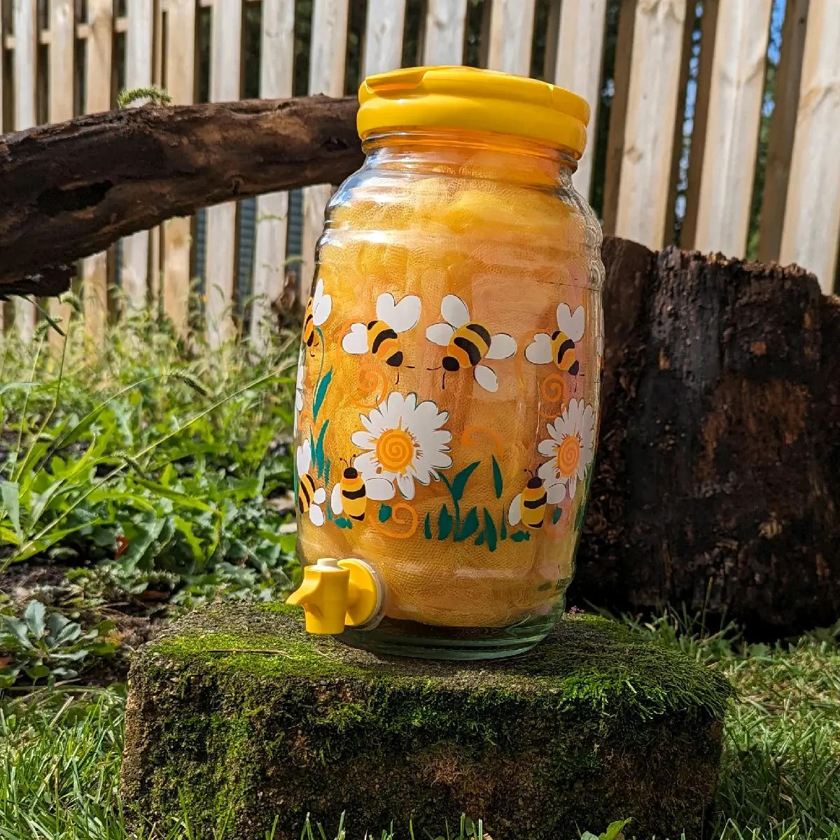 Queen Bee Sun Tea Jar Lantern