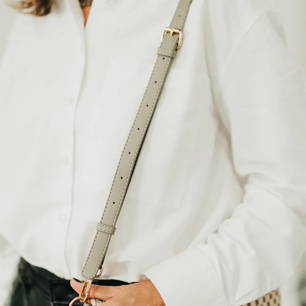 Minimalist Vegan Leather Crossbody Strap Minimalist Vegan Leather Crossbody Strap