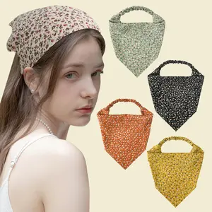 2 new floral small fresh pastoral elastic headband bag head triangle towel daisy headband headscarf