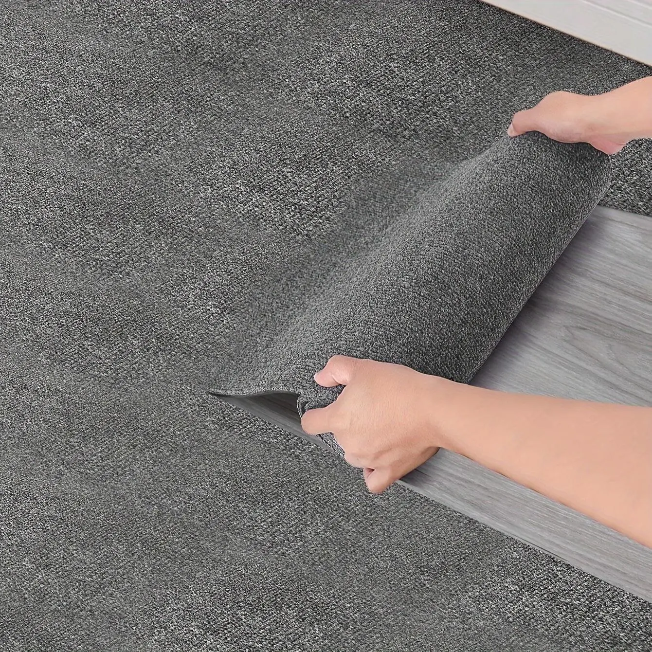 Self Adhesive 15.7‘’*78.7‘’ Carpet Floor Tiles, Peel & Stick, DIY Flooring for Living Room, Kitchen, Dining Room, Bedrooms, Non-Slip Carpet Tiles, Soft Padded Options Suitable, Perfect for Christmas and New Year Decorations