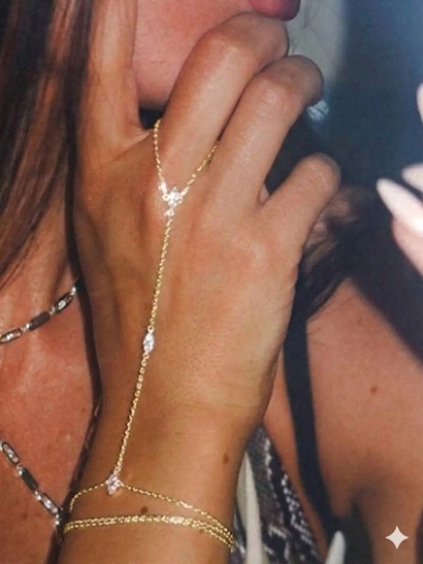 Fashion Sparkling Zircon Finger Chain Bracelet with Synthetic Coloured Gemstones, Perfect for Daily, Holiday, and Special Occasion Gifts, Copper Chain Bracelet