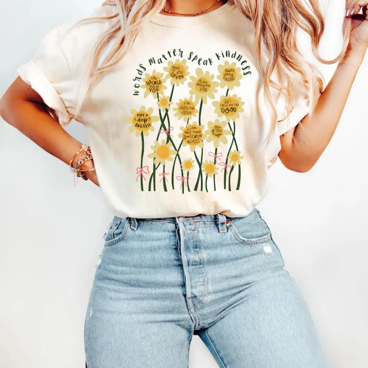 Words Matter Speak Kindness T-Shirt – Positive Affirmation T-Shirt, Mental Health Graphic T-Shirt with Daisy Design, Teacher Motivational Gift