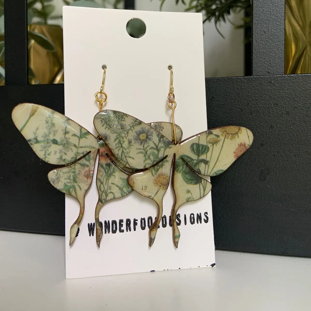 Luna moth earring’s Elegant