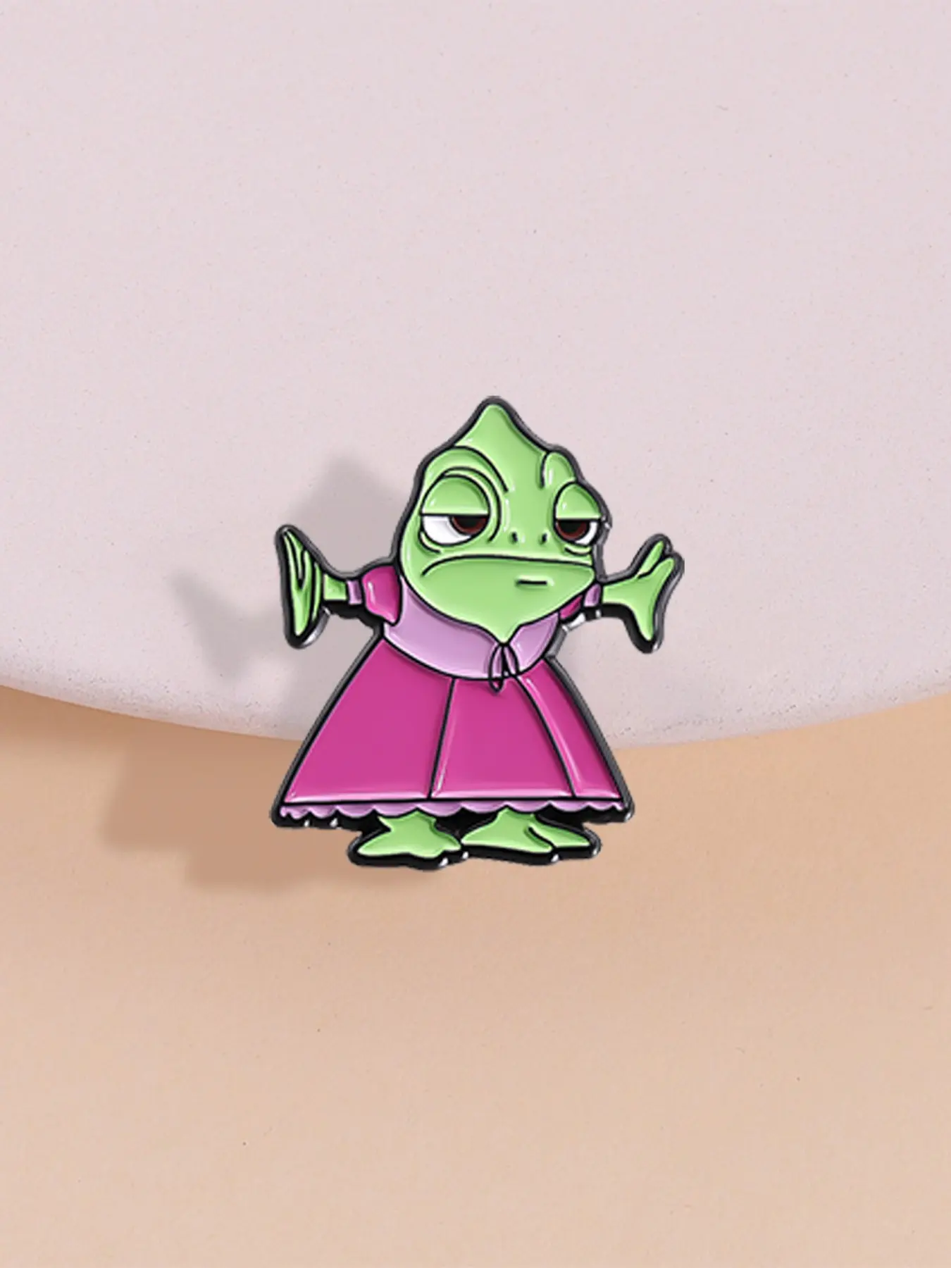 Cartoon Chameleon Badge, Dress Metal Pin, Alloy Brooch Pin Clip, Durable Metal Pins, Fairy Tale Theme Collection, Perfect Gift for Friends, Unique Design Accessory