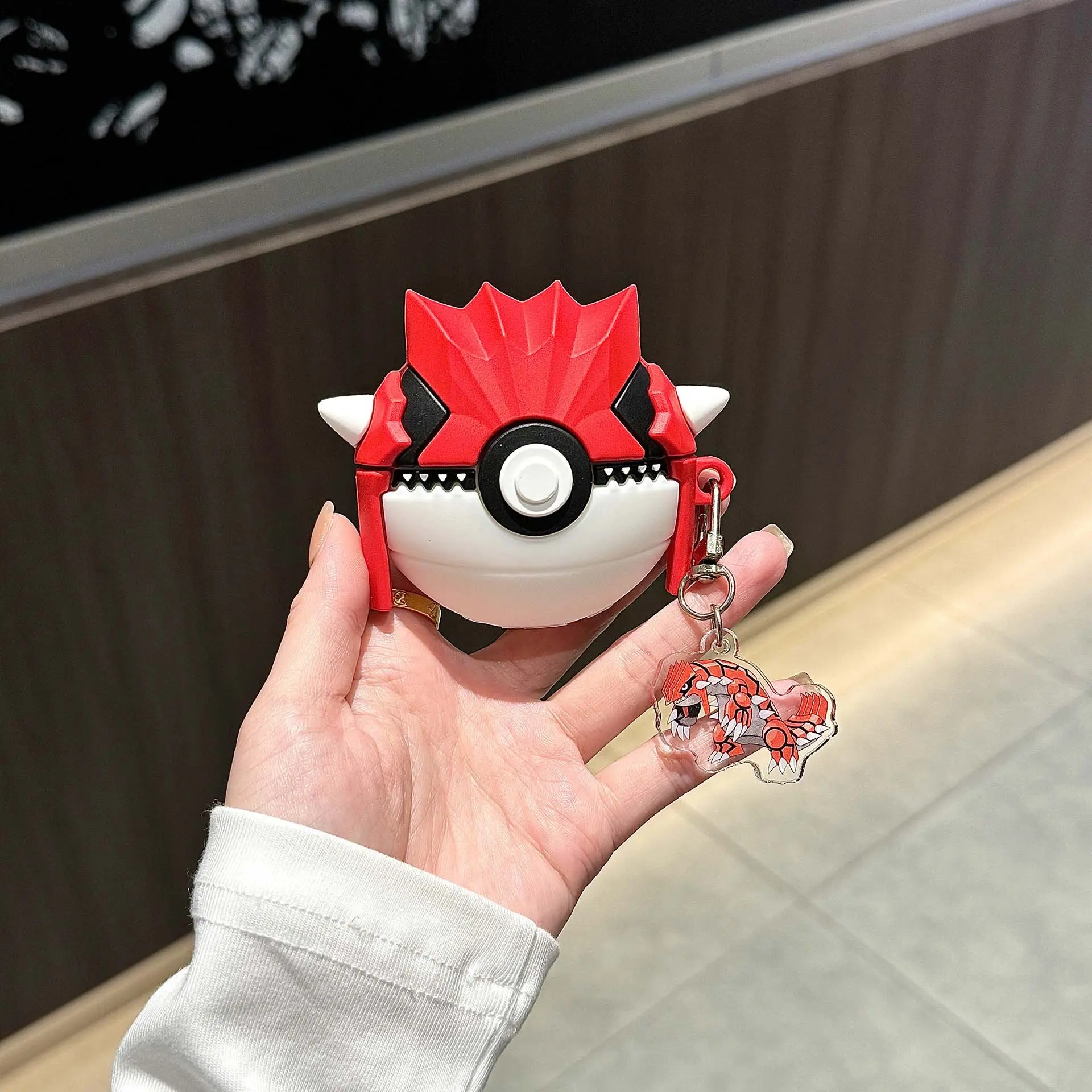 1 Groudon headphone case,Cute wireless Bluetooth earphone case, Headset, Earbud, drop resistant, durable and stylish accessory, Headphone Accessories, suitable for AirPods pro3/1/2/4/pro/pro2(Different models may have different shapes)