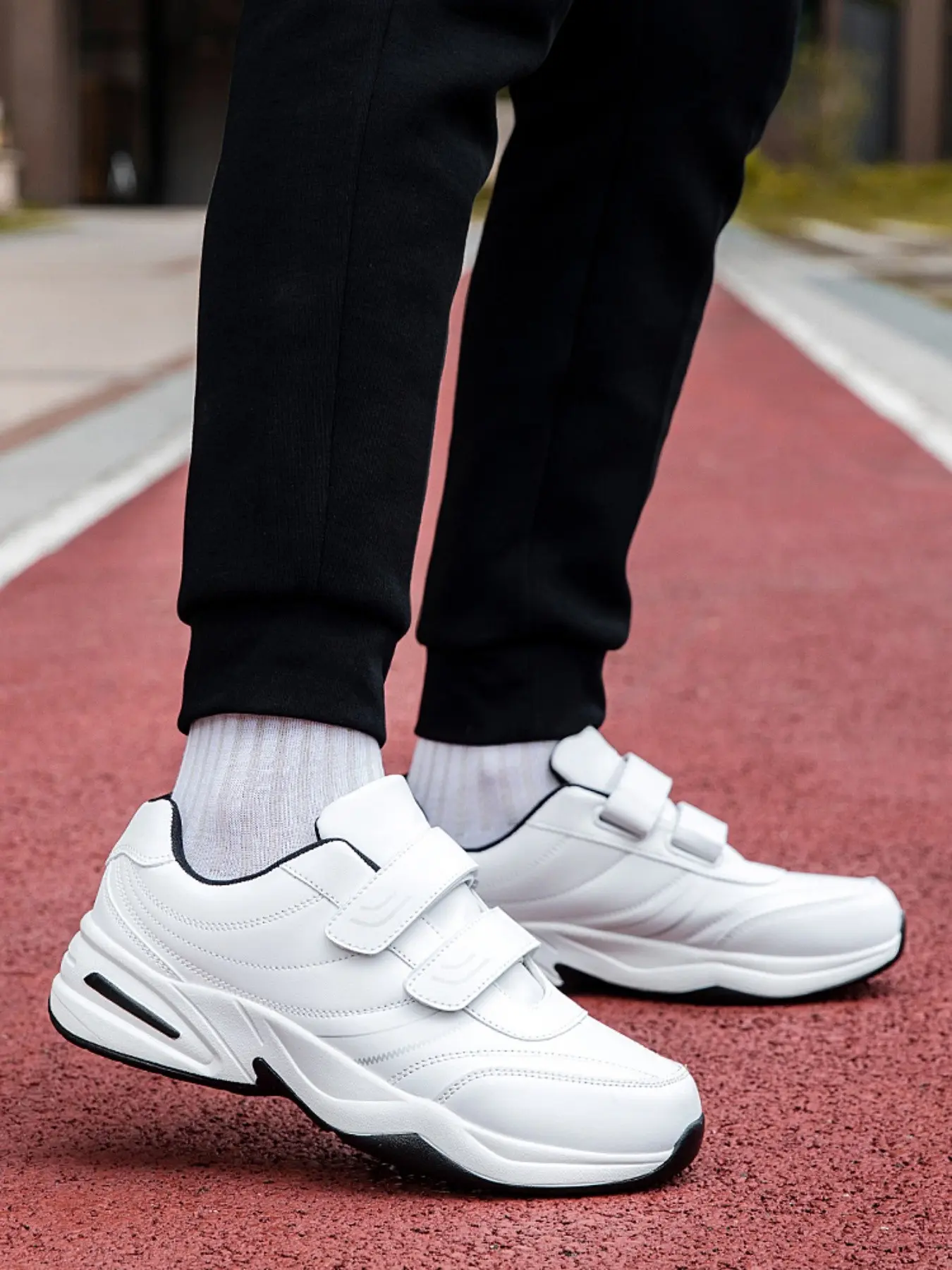 Men's Velcro Casual Sports Shoes, Thick Sole Shock Absorption, Lightweight Middle-Aged Dad Shoes, Anti-Slip Durable Soft Bottom, Comfortable Breathable, Large Size Women's Shoes