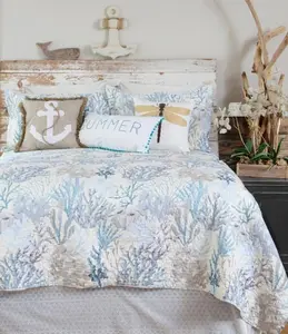 Summer Reef Coastal Quilt Set