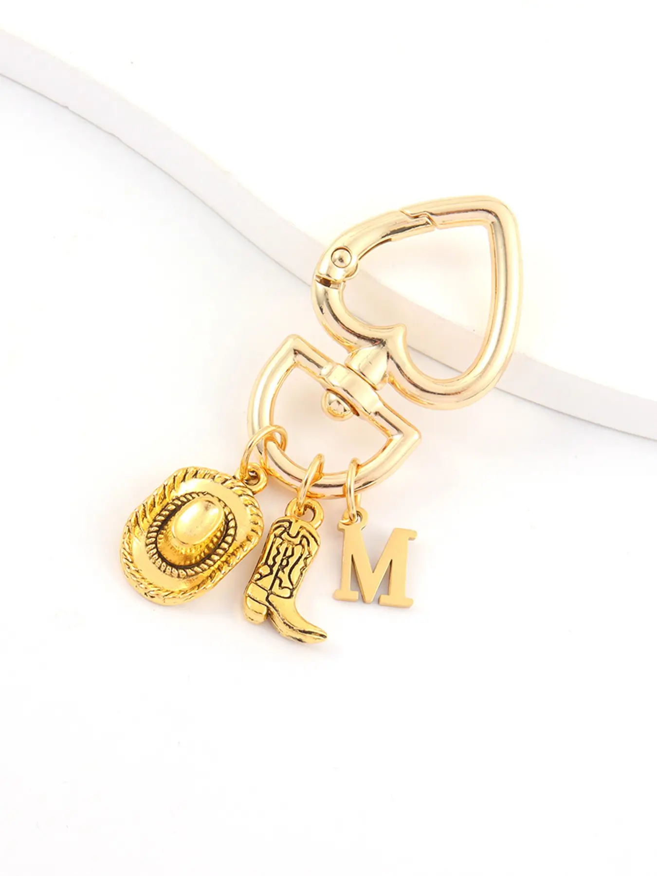Western Cowboy Boot Hat Initial Pendant Heart Keychain, Classic Keychain, Stylish Keychain, Stainless Steel Keychain, Suitable for Bag Key Accessories, Keychain Accessory