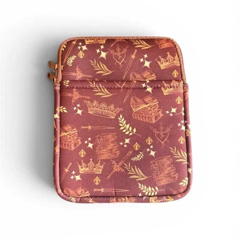 Regal-Themed Kindle Sleeve