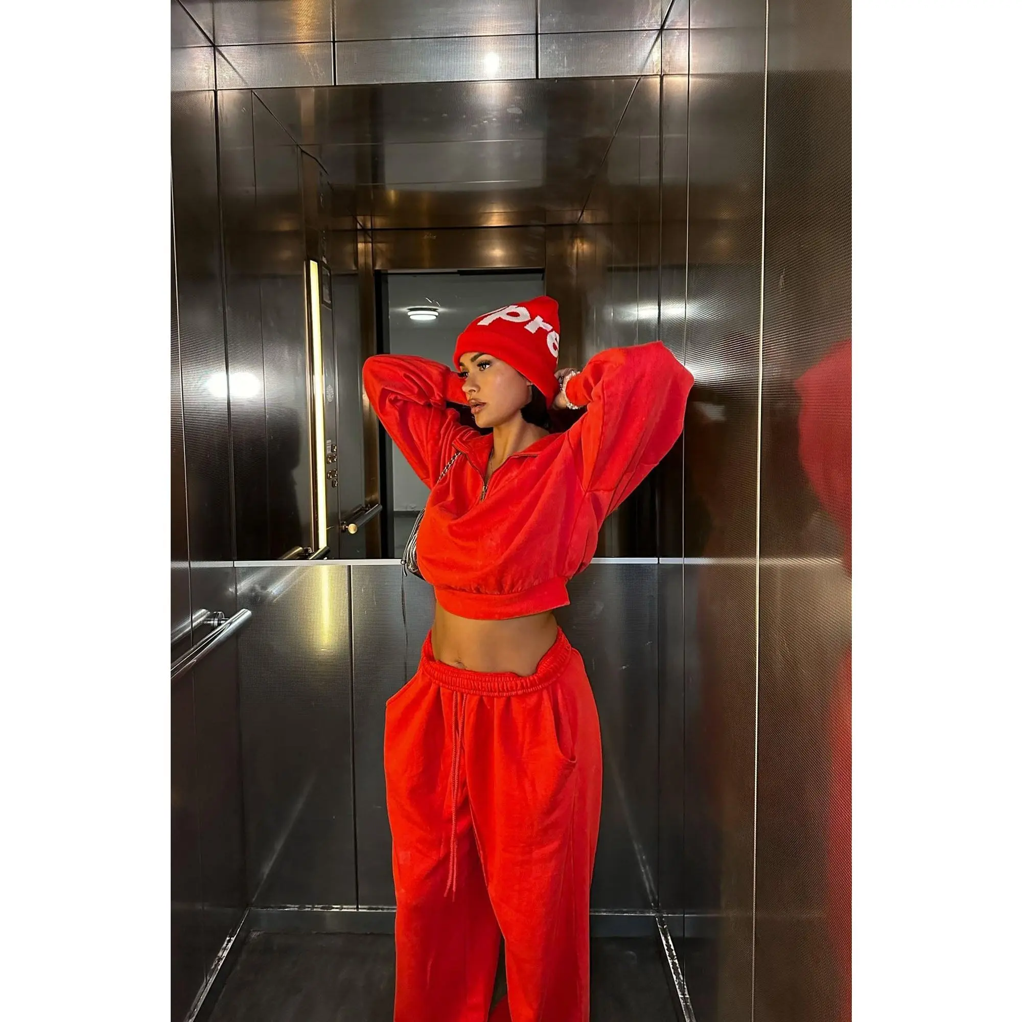 Rested Lounge Pullover - Red