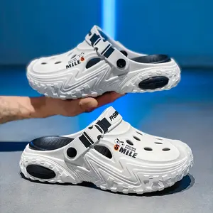 Men's Clogs, Summer Outdoor Wear, "Stepping on Poop" Feel, Thick Sole, Non-Slip, Closed-Toe Slippers for Driving, Outdoor Sports, and Beach Sandals