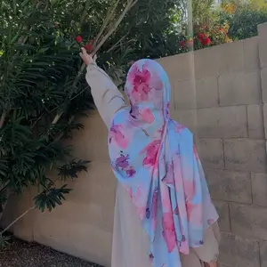 Bloom light hijab