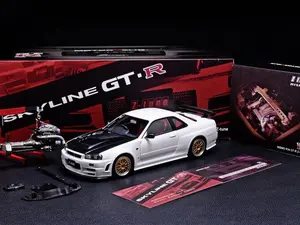 MH Motorhelix 1/18 Nissan GTR R34 Skyline Z-tune Nismo White/Carbon Fiber Hood with RB26 Engine Set JDM Diecast Metal Car Model