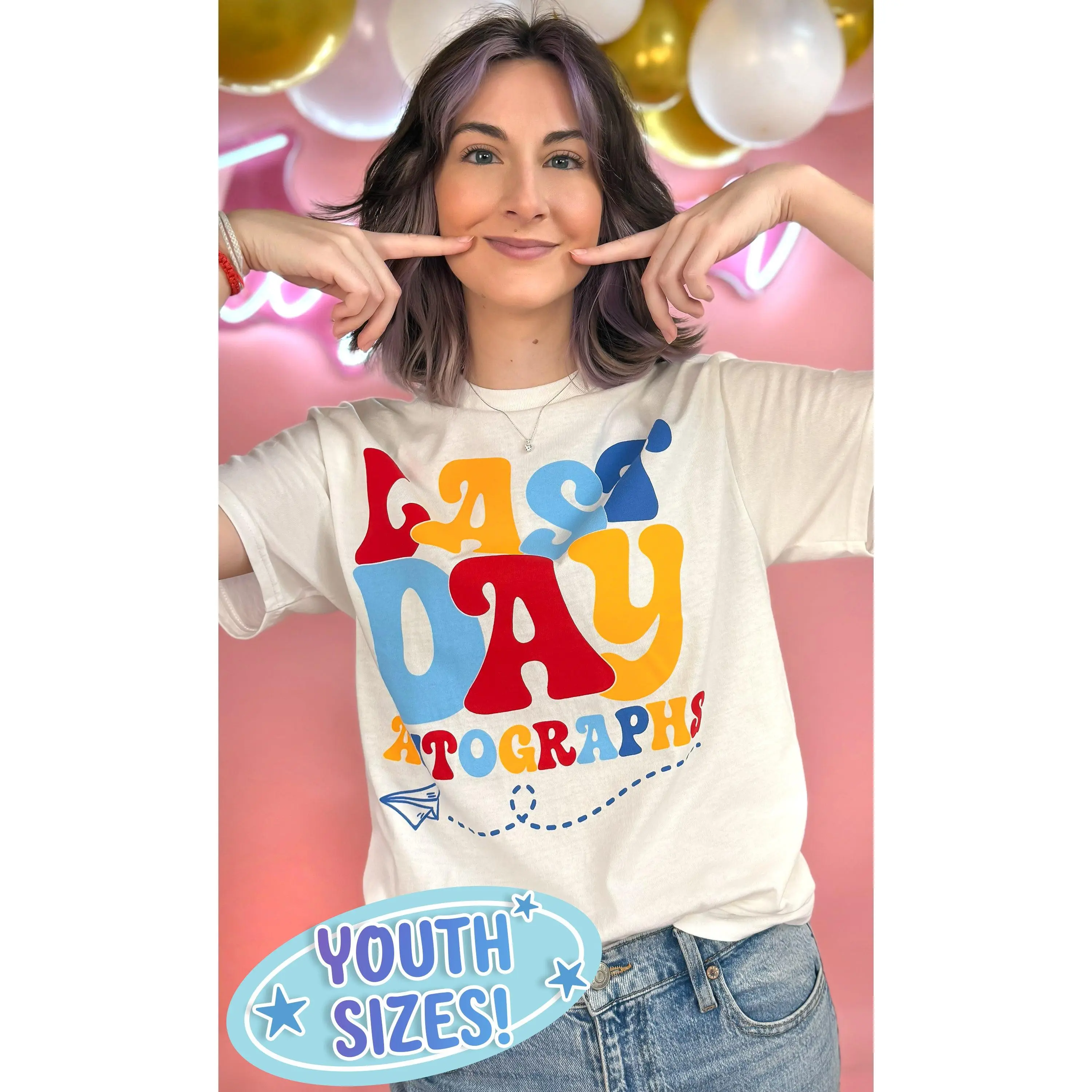 Women's Loose Graphic T-Shirt in 100% Cotton, Casual Streetwear Round Neck Top for All Seasons with Groovy Autographs Statement Design, Tee, Easy Casual Pairing, Basics