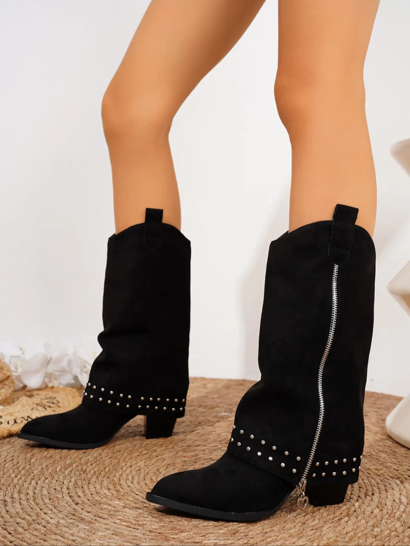 Women's Pointed Toe Western Style Shark Fold Wing Rivet High Top Lock Boots, Zipper Design, Fashionable and Versatile, Comfortable PU Leather