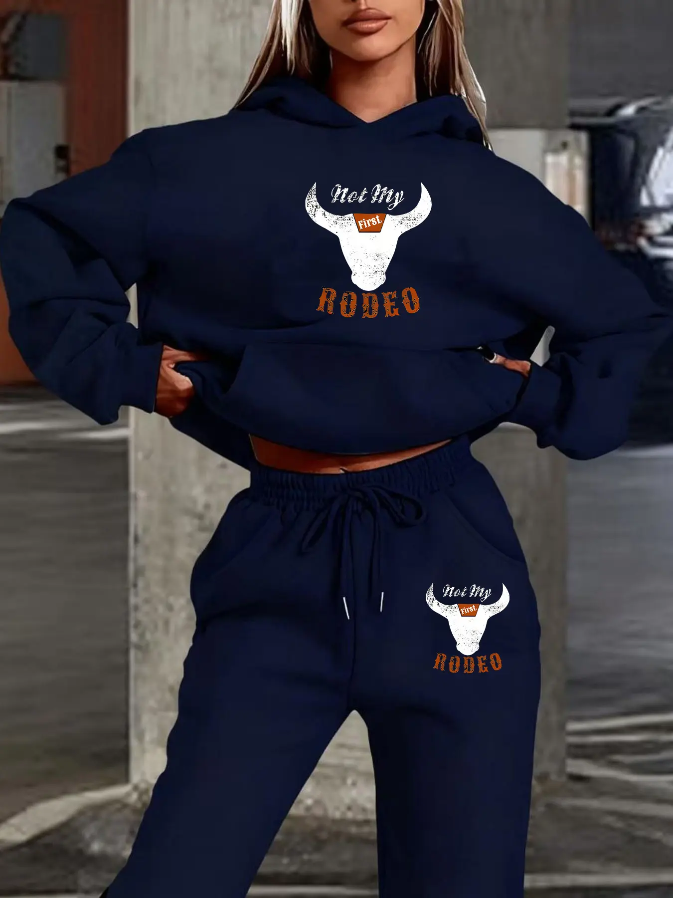 Women's Hooded Sweatshirt Long Sleeve Cuffed Set, Fall & Winter Fleece Warm, Bull Head English Print, Western Retro Style, Fitted, Drawstring, Casual Daily Wear